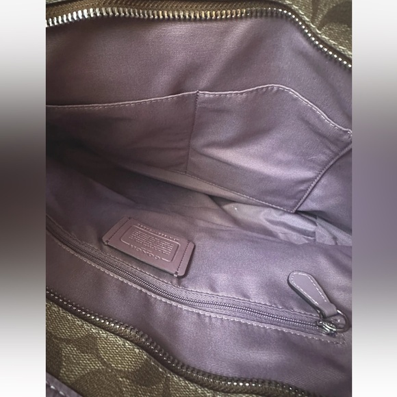 COACH City Tote Signature Khaki Monogram Rare Lilac Leather Strap and Detail - Picture 4 of 10